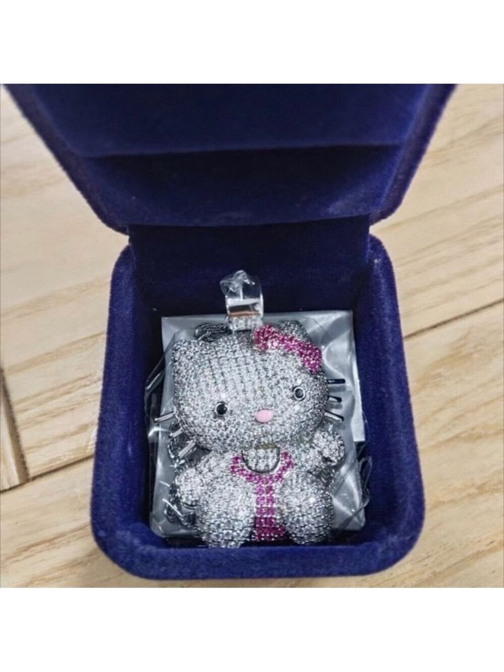 Hello Kitty Rhinestone Necklace with Chain